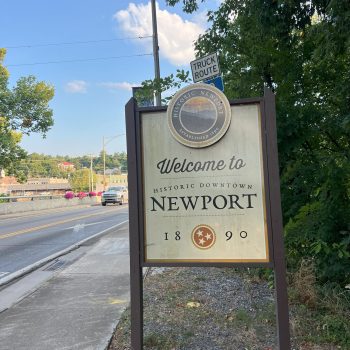 Newport - Welcome Sign